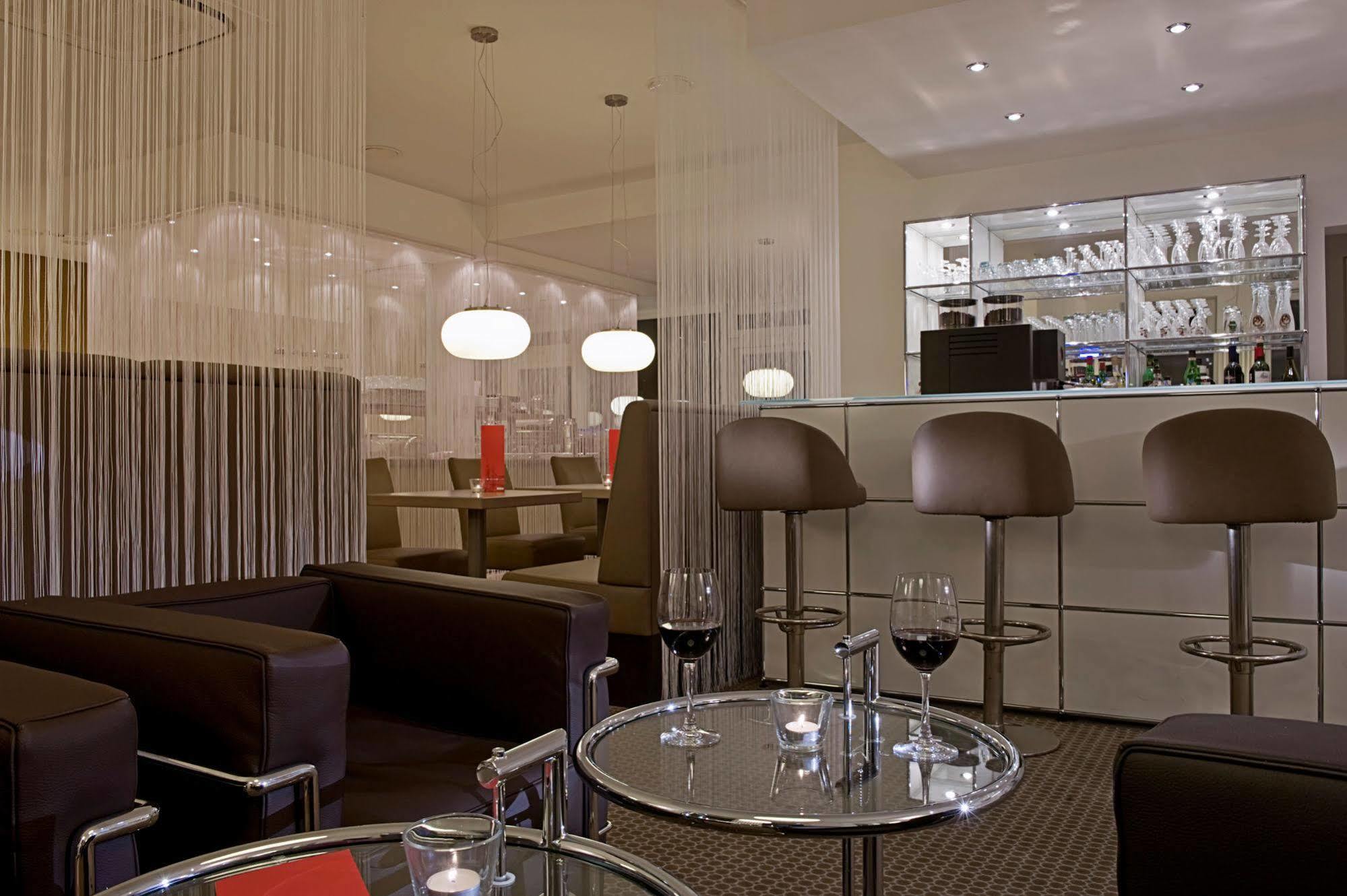 Hotel Conti Duisburg - Partner Of Sorat Hotels Restaurante foto